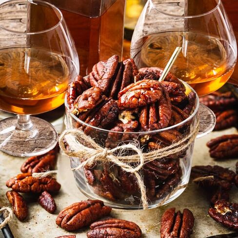 زيت عطر جوز البقان المحمص من بوربون (إصدارنا من اسم العلامة التجارية) (زجاجة 16 أونصة) لصنع الشموع، وصناعة الصابون، وصناعة التارت، وبخاخات الغرف، والمستحضرات، ومعطرات السيارات، والسلايم، وقنابل الاستحمام in Kuwait