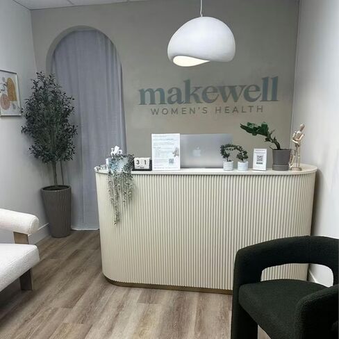 Reception Desk, White Upgraded Reeded Front Counter for Beauty, Spa, Nail, Hair Salon, Lobby, 1800 * 600 * 1000mm (71 * 24 * 39'') in Saudi Arabia