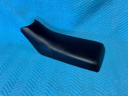 Generic New Replacement seat Cover fits, Suzuki LT230 quadrunner 1985-93 quadsport LT 230 LT230S LT230E 933B in Kuwait