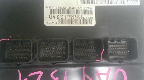 Engine ECM Control Module 2.7L Fits 06 Charger Compatible with Magnum 300 05094133AD P05094133A in Kuwait