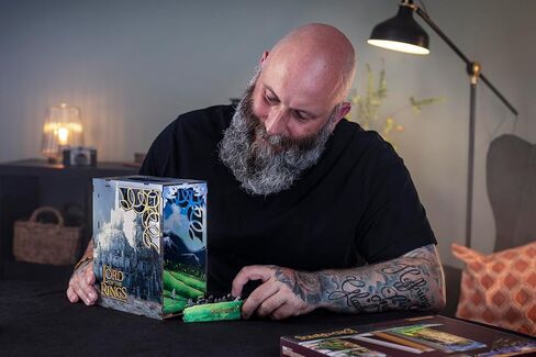 مجموعة Revell Book Nook Kit The Lord of the Rings - Minas Tirith DIY Miniature Kit 9 "Booknook 3D لغز خشبي مع ضوء LED ديكور رف الكتب هدية للبالغين والنساء والرجال in Kuwait