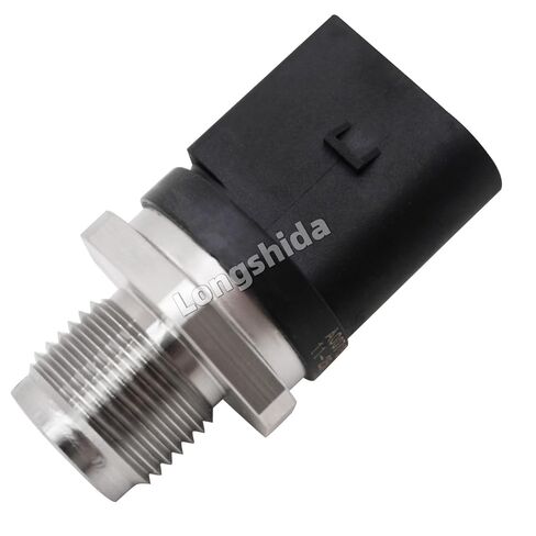 A0071530228 Fuel Rail Pressure Sensor Compatible with Detroit DD13 DD15 DD16 Diesel Replaces DDEA0071530228 in Kuwait