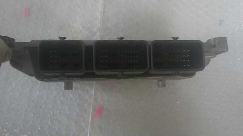 وحدة التحكم ECM للمحرك تناسب 13 C-MAX DM5A-12A650-UA DM5A12A650UA in Kuwait