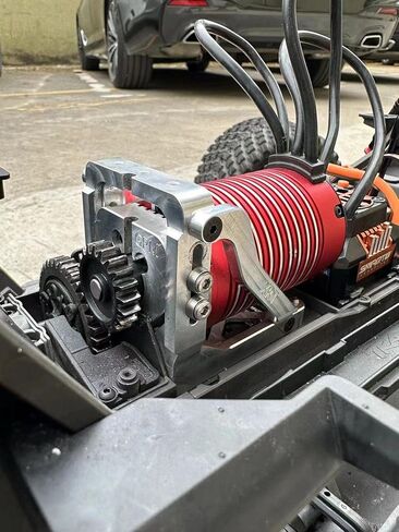 تقوم GPM بترقية قاعدة محرك سريعة الإصدار من الألومنيوم 7075-T6 لسيارات 1/6 4WD XRT 8S (78086-4) Rc (أسود) in Kuwait