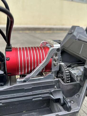 تقوم GPM بترقية قاعدة محرك سريعة الإصدار من الألومنيوم 7075-T6 لسيارات 1/6 4WD XRT 8S (78086-4) Rc (أسود) in Kuwait