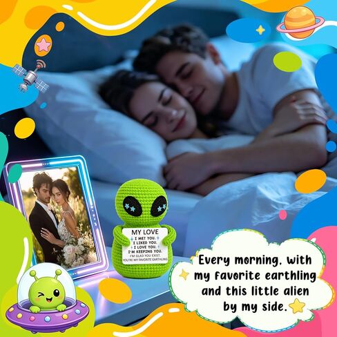 Xinezaa Anniversary Romantic Gifts Boyfriend Girlfriend, I Love You Birthday Him Her Gifts, Cute Handmade Green Alien Crochet with Romantic Message Card, Long Distance Relationship Gift in Saudi Arabia