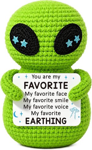 Xinezaa Anniversary Romantic Gifts Boyfriend Girlfriend, I Love You Birthday Him Her Gifts, Cute Handmade Green Alien Crochet with Romantic Message Card, Long Distance Relationship Gift in Saudi Arabia