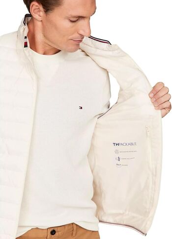 Tommy Hilfiger Men's Ultra Soft Lightweight Quilted Puffer Packable Vest, FeatherWhite, S in Saudi Arabia