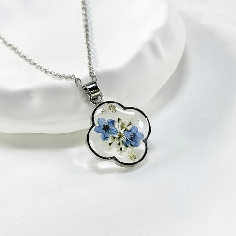 Jayden Four Leaf Clover Necklace for Women - Daffodil and Queen Anne's Lace Pressed Flower Necklace,Handmade Boho Jewelry,Lucky Clover Pendant - Rose Gold | 18" in Saudi Arabia