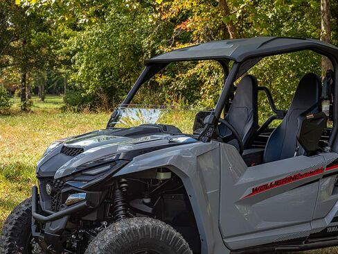 SuperATV نصف زجاج أمامي مقاوم للخدش لعام 2021+ Yamaha Wolverine RMAX 2 / RMAX 4 | تركيب سهل | بولي كربونات بسمك 1/4 بوصة أقوى 250 مرة من الزجاج in Kuwait