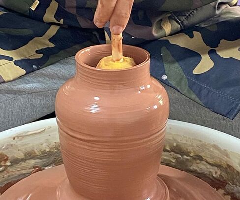 6 قطع من إسفنجات أدوات الفخار للطين، 4 إسفنجات مع عصا 4 أحجام، 1 إسفنجة مستديرة، 1 إسفنجة بيضاوية، أدوات تشذيب وتشكيل السيراميك لعجلة الفخار وفناني الطين in Kuwait
