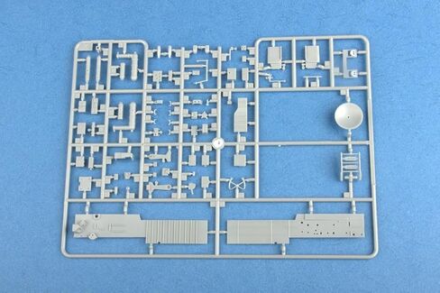 Hobby Boss P-61B Black Widow Airplane Model Building Kit in Kuwait