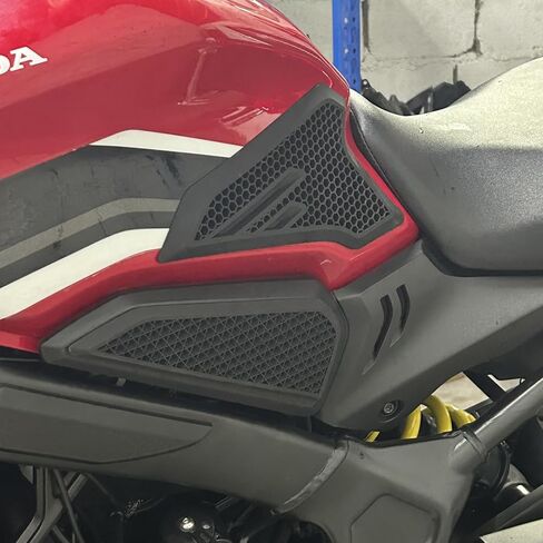 Motorcycle Tank Grip Protector Pads, Anti-Slip Honeycomb Design, Compatible with Suitable for CBR650R 19-25 CB650R 19-25 in Saudi Arabia