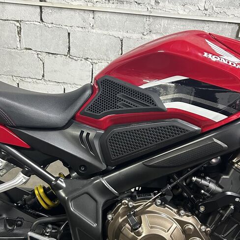 Motorcycle Tank Grip Protector Pads, Anti-Slip Honeycomb Design, Compatible with Suitable for CBR650R 19-25 CB650R 19-25 in Saudi Arabia