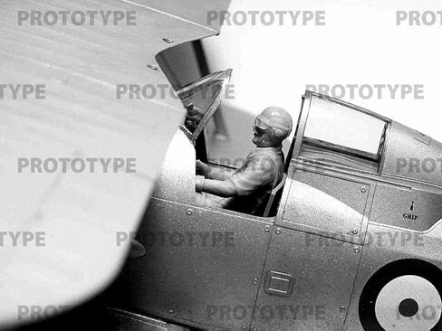 مجموعة مجسمات ICM Sprue Brothers 32112 1:32 WW2 Allies Pilots in The Cockpit (بريطانية وأمريكية وسوفياتية)، ICM32112 in Kuwait