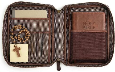 غطاء الكتاب المقدس المصنوع يدويًا من الجلد الطبيعي العتيق من LEATHER VILLAGE للرجال والنساء، حافظة كبيرة واقية للكتاب المقدس ومنظم للكنيسة والسفر والدراسة إشارة مرجعية دينية مسيحية عتيقة - بني in Kuwait