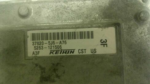 محرك ECM وحدة التحكم في المحرك يناسب 14-15 MDX 37820-5J6-A76 378205J6A76 in Kuwait