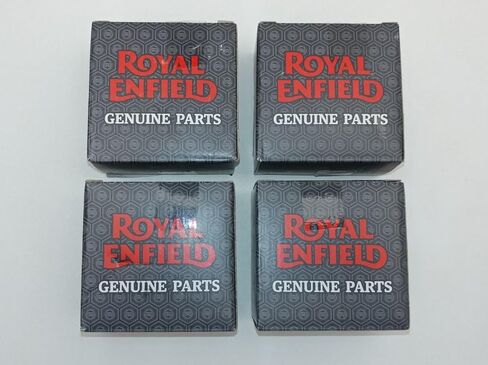 4 مرشحات زيت من العلامة التجارية Royal Enfield OEM 450 من جبال الهيمالايا وحرب العصابات في صندوق 88864 RE. JL ميسوري قطع غيار ومتفرقات. in Kuwait