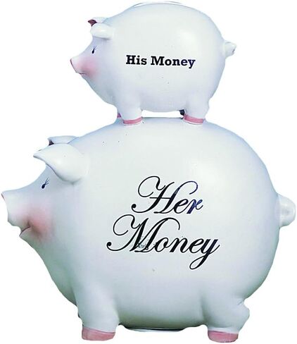 Young's Inc. بنك الخنزير الخزفي His Money/Her Money - 7 بوصة طول × 4 بوصة عرض × 8 بوصة ارتفاع - هدايا خطوبة للأزواج in Kuwait