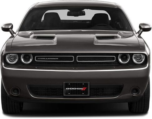 صورة iPick لشعار Dodge 3D على لوحة ترخيص معدنية من الألومنيوم باللون الأسود بنمط الشعار - مرخصة رسميًا in Kuwait