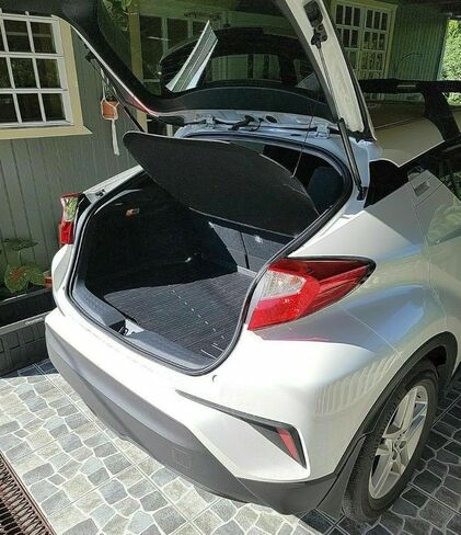 بطانة الحمولة - سجادة صندوق السيارة لسيارة Toyota C-HR CHR CH-R 2018-2022 - سجادات صندوق السيارة المقاومة للطقس للسيارات ذات الشفة المرتفعة - حصيرة مطاطية لصندوق السيارة غير قابلة للانزلاق - تصميم مقطوع مسبقًا بالليزر in Kuwait