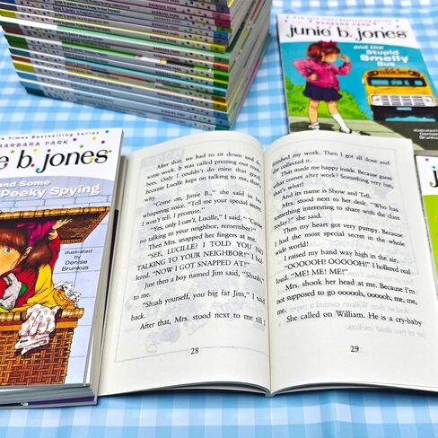 مجموعة Junie B. Jones 1-28 مجموعة غلاف ورقي محاصر مجموعة Junie B Jones 28 مع صندوق in Kuwait