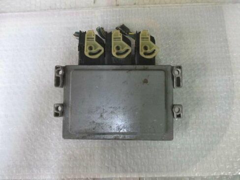 وحدة التحكم في المحرك ECM 1.6L تناسب 16-17 متوافقة مع Fiesta GA6A-12A650-GA GA6A12A650GA in Kuwait