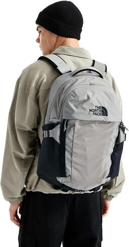 حقيبة ظهر للكمبيوتر المحمول للاستخدام اليومي من The North Face Recon - حقيبة نهارية، طاردة للماء، حقيبة كمبيوتر محمول، جيبان لزجاجات المياه، لوح حجري/TNF أسود، مقاس واحد in Kuwait