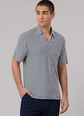 McCall's M8589A Men's Polo Top Sewing Pattern Packet, Design Code M8589, Sizes S-M-L-XL-XXL-XXXL in Saudi Arabia