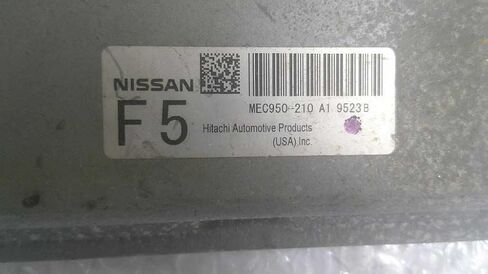 وحدة التحكم في المحرك ECM 2.0 لتر AT 09 متوافقة مع نيسان سنترا MEC950-210 A1 MEC950210A1 in Kuwait