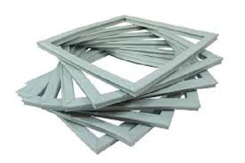 سدادة باب مغناطيسية من Silver King SKRCB97H - 8 1/8 x 27 5/8 متوافقة مع جزء Silver King # 10310-55 in Kuwait
