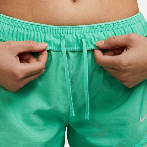 شورت الجري تيمبو مبطن للنساء من نايكي مقاس XL أخضر ربيعي in Saudi Arabia
