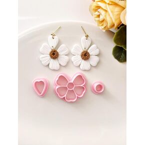 Daisy Flower Polymer Clay Cutters and Molds Set, 3PCS Floral Embossed Clay Cutters, Reusable PLA Clay Tools for DIY Jewelry Making, Assorted Shapes for Earrings, Pendants & Crafts in Kuwait