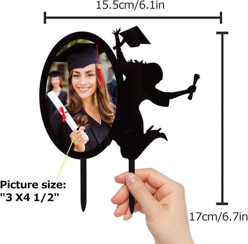 أغطية كعكة Congrats Grad 2026 - أكريليك أسود مع إطار صورة لتزيين الكيك - فئة 2026 من لوازم حفلات خريجي الكلية - صورة ظلية أنيقة لفتاة تهتف لتزيين التخرج in Kuwait