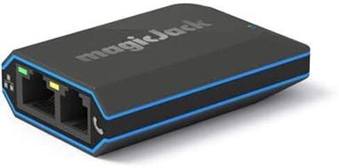 محول الهاتف MagicJackGO 2017 VOIP المحمول للمنزل وخدمة الهاتف الرقمي أثناء التنقل. قم بإجراء مكالمات محلية وبعيدة المدى غير محدودة إلى الولايات المتحدة وكندا. لا فاتورة شهرية. 2017 (1 حزمة) in Kuwait