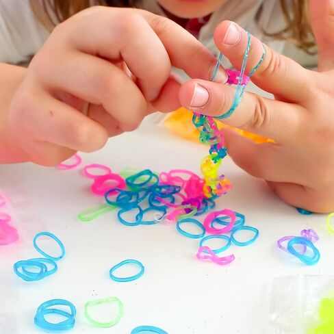 24 Colors Rubber Band Bracelet Kit, Bracelet Making Kit for Art and Craft, Rubberband Bracelets kit in Saudi Arabia