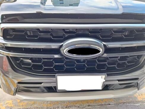 واقي ملحقات الشواية الأمامية من ألياف الكربون لسيارة Ford Ranger 2024 2025، غطاء غطاء المصد الأمامي - سهل التركيب - مجموعة 3 قطع in Kuwait