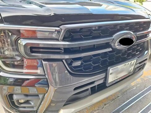 واقي ملحقات الشواية الأمامية من ألياف الكربون لسيارة Ford Ranger 2024 2025، غطاء غطاء المصد الأمامي - سهل التركيب - مجموعة 3 قطع in Kuwait