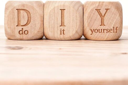 10 Pcs Blank Wooden Dice, 1.2 Inch/30 mm Unfinished Square Wooden Cubes, Six-Sided Wood Cubes Blank Dice with Rounded Corners for Building Blocks, DIY Craft Projects, Party Supplies in Kuwait