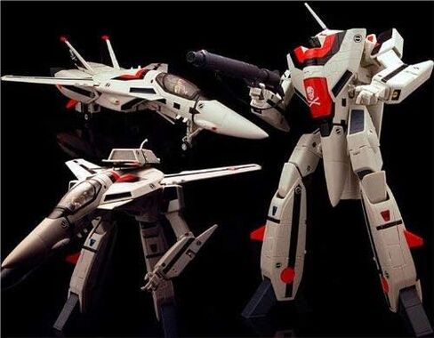 Macross Vf-1a Variable Fighter Hikaru Ichijo Scale 1/48 Yamato in Kuwait