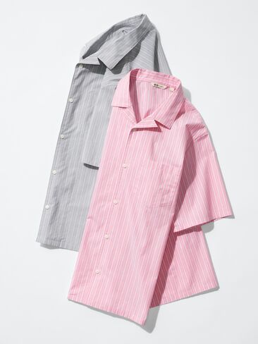 قميص UNIQLO الجوخ | كم قصير in Kuwait