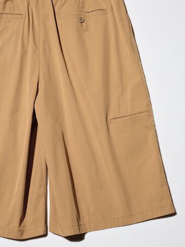 Uniqlo شورت واسع | 13" in Kuwait