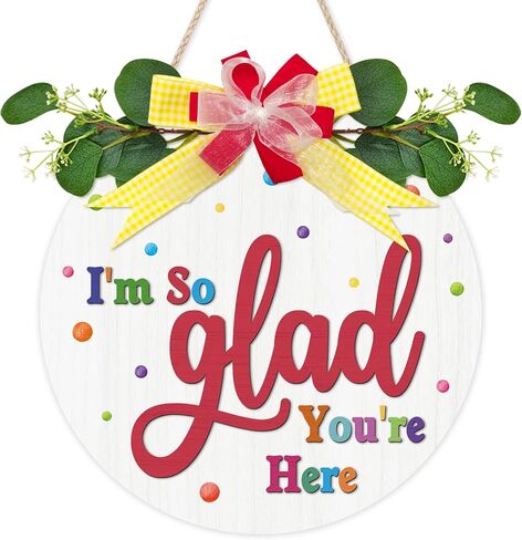 CHDITB Classroom Decor Everyone Is Welcome Here Wall Hanging, Rainbow Heart Wooden Teacher Door Sign with Inspirational Quotes, Colorful Hand Heart Door Hanger for Classroom Kindergarten Daycare in Saudi Arabia