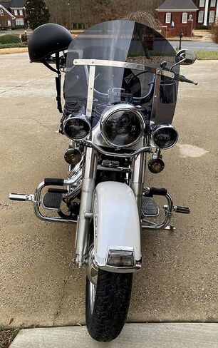 15" Dark Tint Replacement Windshield Compatible with Harley Davidson Heritage Softail FLSTC, Fat Boy FLSTF, Softail Deluxe FLSTN in Saudi Arabia
