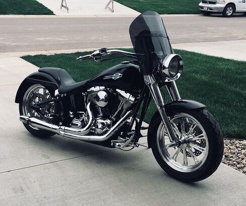 15" Dark Tint Replacement Windshield Compatible with Harley Davidson Heritage Softail FLSTC, Fat Boy FLSTF, Softail Deluxe FLSTN in Saudi Arabia
