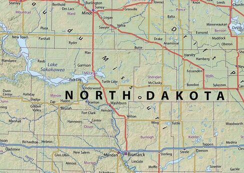 North & South Dakota Physical Map - 16.5 x 17.5 Inches - Paper Laminated in Saudi Arabia