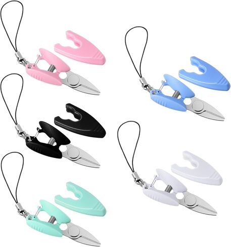 5 قطع مقص صغير مع غطاء، مقص سفر صغير الحجم متعدد الألوان على شكل سلسلة مفاتيح، مقص جيب محمول مقاس 2 بوصة لحرف السفر وتطريز خيوط الخياطة، معتمد من إدارة أمن المواصلات الأمريكية (5 ألوان) in Kuwait