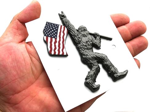 1x Sasquatch Car Badge Emblem Fishing USA Flag Decal Compatible with Ford Bronco Universal Car Truck SUV (Colorful USA Flag-Matte Black) in Saudi Arabia