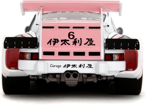 Jada Pink Slips 1981 Porsche 935 K3-1:18 نموذج Diecast مع أبواب مفتوحة وتوجيه عمل - لهواة الجمع والمتحمسين 14+ - أبيض ووردي in Kuwait
