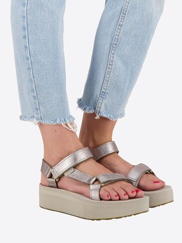 Teva Women's Flatform Universal Leather Sandal in Saudi Arabia